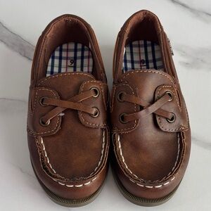 Carter’s brown loafers